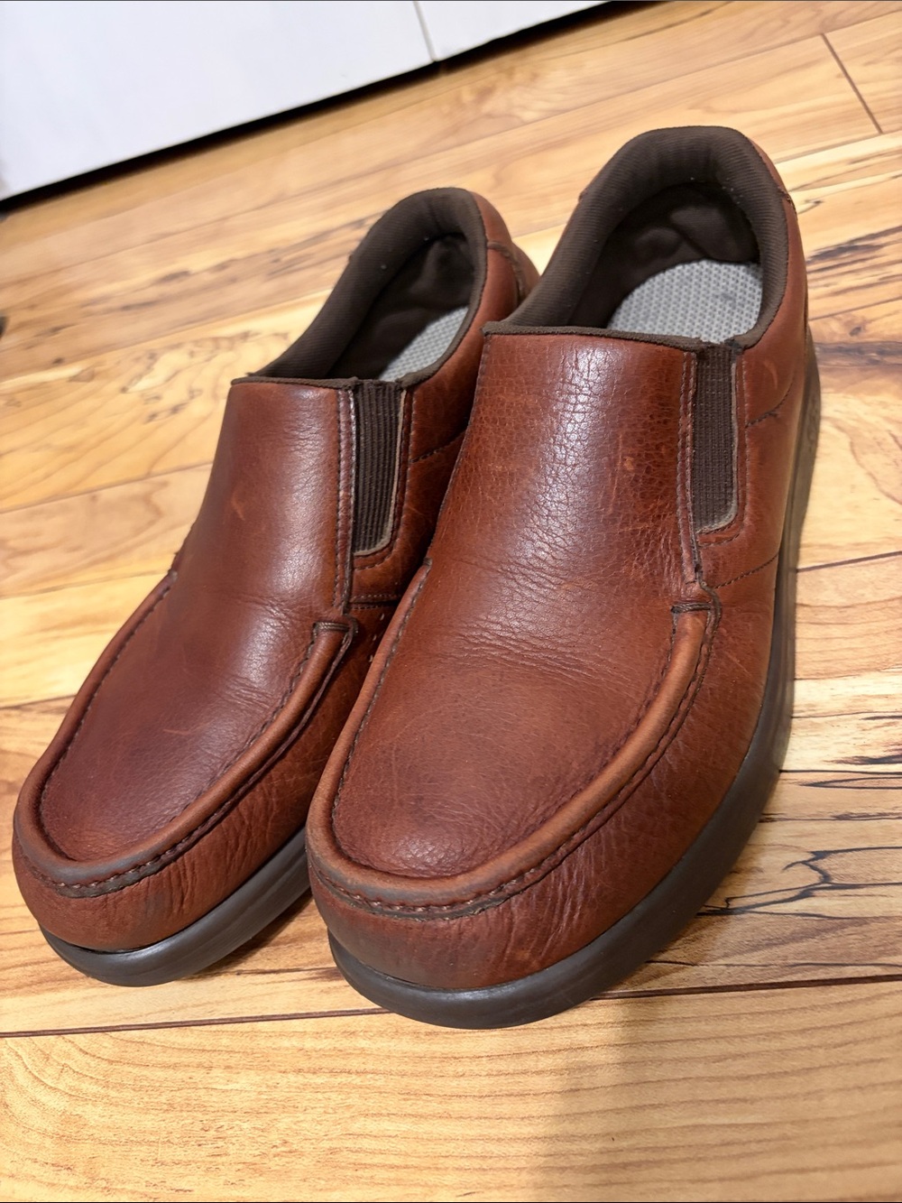 SAS Side Gore Slip On Loafer Brown Leather Orthopedic Comfort walking Shoe 10.5N